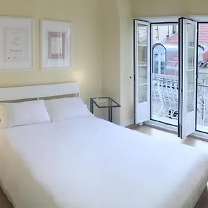 https://room-i-atalaia-bairro-alto.hotels-lisbon-portugal.com